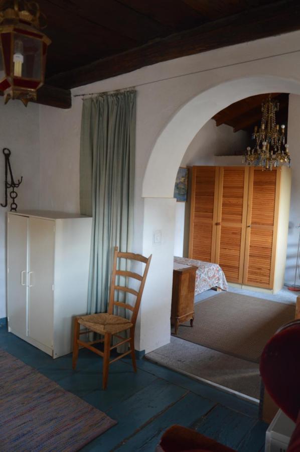Vila Rustico Pult Someo Exteriér fotografie